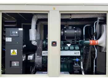 Doosan engine DP222LC - 825 kVA Generator - DPX-15565  - Generator set: picture 5