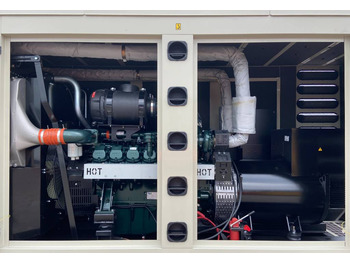 Doosan engine DP222LC - 825 kVA Generator - DPX-15565  - Generator set: picture 4
