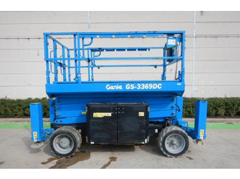 Scissor lift GENIE