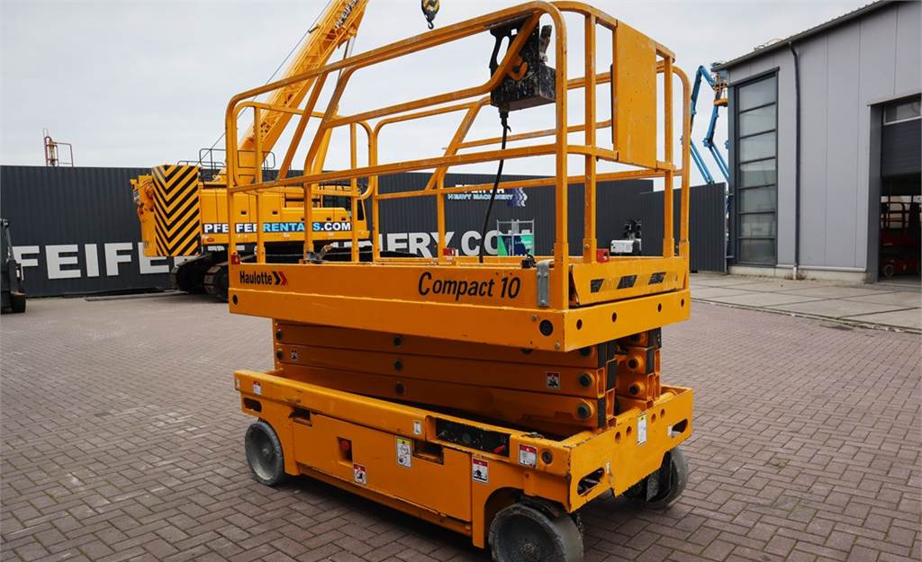 Scissor lift Haulotte COMPACT 10 Electric, 10m Working Height, 450kg Cap: picture 7