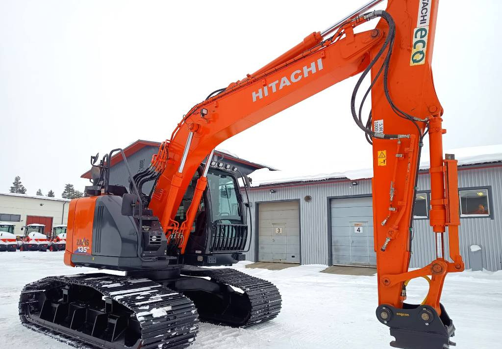 Crawler excavator Hitachi ZX135USL-6 -SUOALUSTA-: picture 9