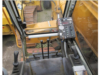 Crawler excavator JCB JS450: picture 4
