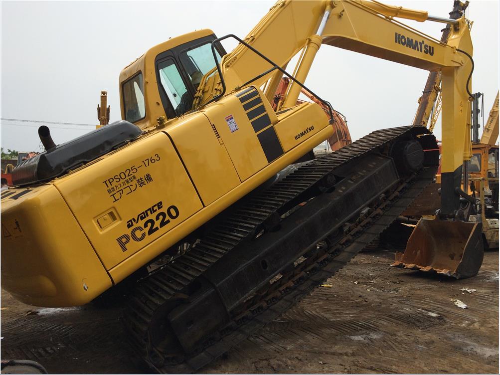 Crawler excavator KOMATSU hydraulic excavator 22 ton excavator Komatsu PC220-6, PC220-7, PC220-8: picture 6