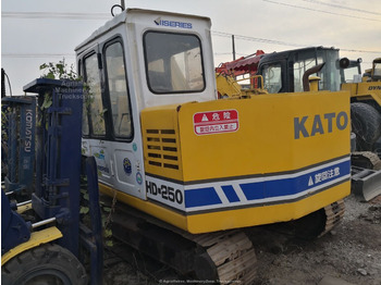 Crawler excavator Kato HD250: picture 2