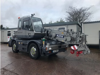 Mobile crane KATO 10 Ton City Crane - Super Condition