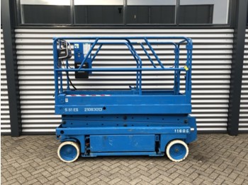 Scissor lift Genie GS2032 hoogwerker schaarhoogwerker 2001