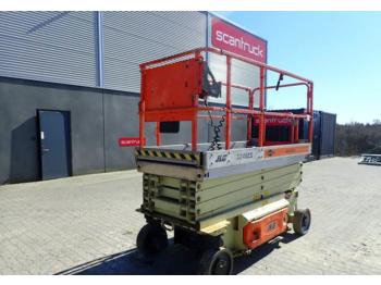 Scissor lift JLG 3246ES