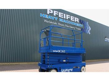Scissor lift UpRight X32