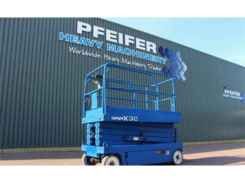 Scissor lift UpRight X32