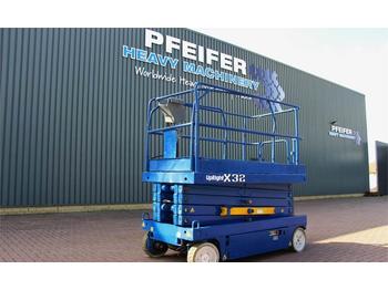 Scissor lift UpRight X32