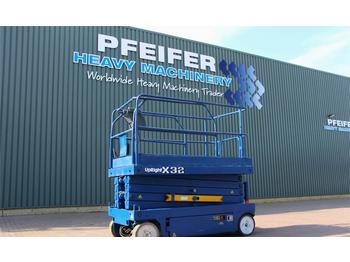 Scissor lift UpRight X32