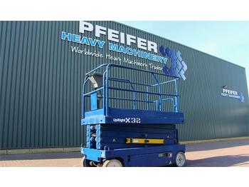 Scissor lift UpRight X32