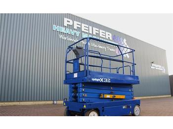 Scissor lift UpRight X32