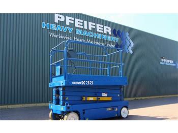 Scissor lift UpRight X32