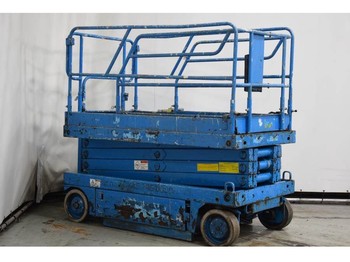 Scissor lift UpRight X-26