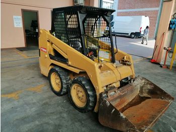 Skid steer loader BOBCAT 553