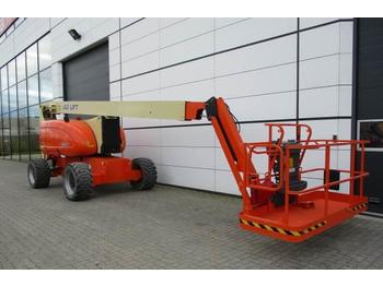 Telescopic boom JLG 800AJ