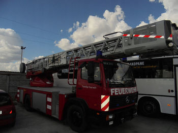 Truck mounted aerial platform MERCEDES-BENZ 1524 - 30 m