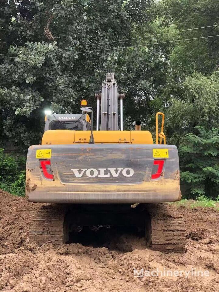 Crawler excavator VOLVO EC200 D track hydraulic digger excavator 20 tons: picture 3