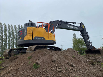 Volvo ECR 235EL - Crawler excavator: picture 4