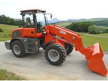  New CLC T 2500 - Wheel loader