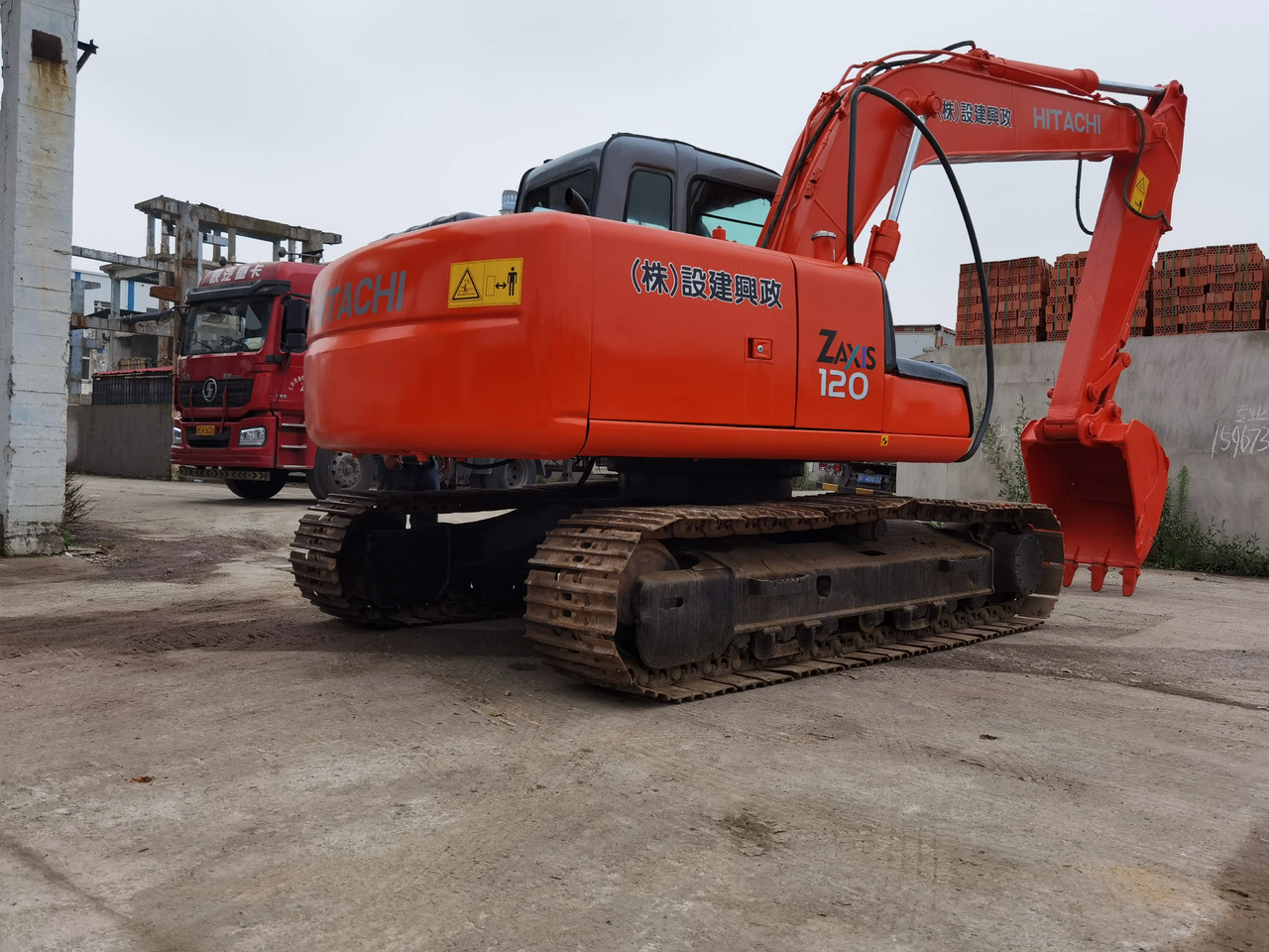 Crawler excavator cheap used hitachi ZX120 excavator used excavators japan used excavator machine in stock now: picture 4