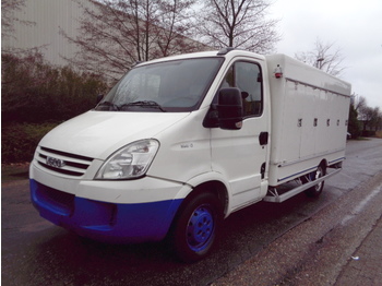 Refrigerated delivery van Iveco Daily 35S10
