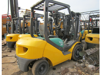 4-wheel front forklift KOMATSU FD30