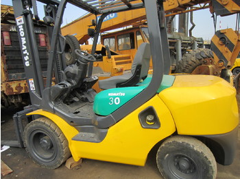 4-wheel front forklift KOMATSU FD30