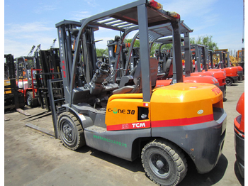 4-wheel front forklift TCM FD30