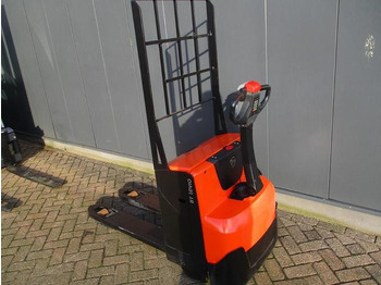 Pallet truck BT