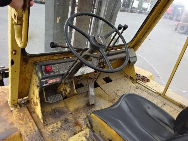 Forklift Caterpillar V225 10 tons - 5m50 lift point / 6 cylender Perkins: picture 6