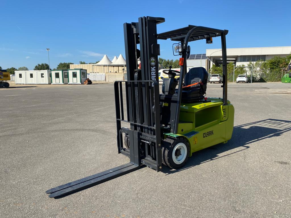 New Electric forklift Clark GTX20S: picture 8