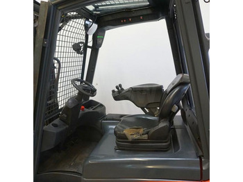 Electric forklift Linde E 30 387: picture 3