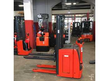 Stacker Linde L16 - Containerf/Triplex/Servo/Waage: picture 1