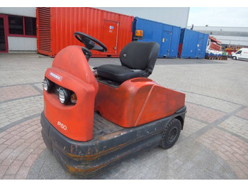 Tow tractor LINDE P60