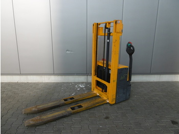 Stacker JUNGHEINRICH EJC 110