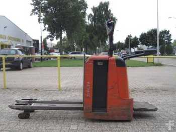 Pallet truck Toyota 7PLL24/S: picture 1