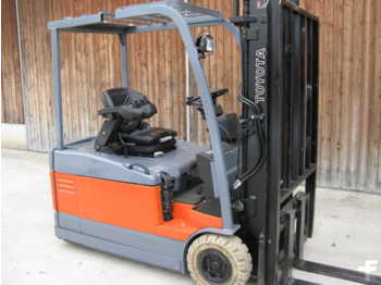 Electric forklift Toyota 7 FBEF 16: picture 1