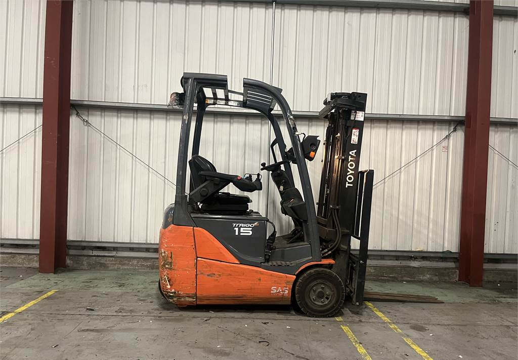 Electric forklift Toyota 8FBET15: picture 5
