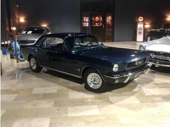 Car Ford Mustang 3.3: picture 1