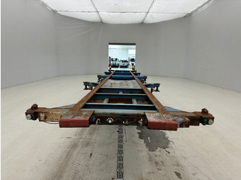 Fruehauf Skelet 2 x 20-30-40 ft - Container transporter/ Swap body semi-trailer: picture 2