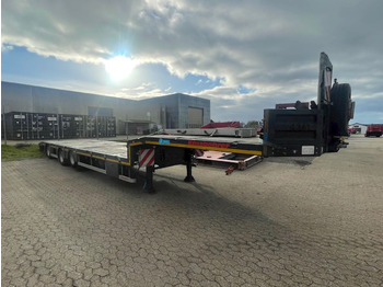 Kässbohrer  - Low loader semi-trailer: picture 1