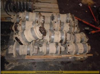Daewoo Solar 220-V - Track Roller - Spare parts