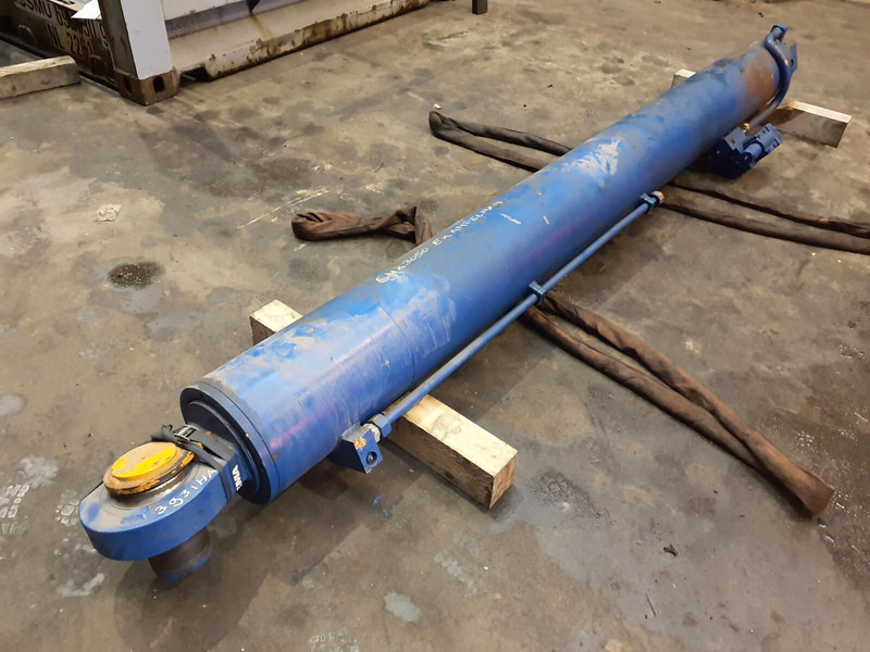 Hydraulic cylinder for Crane Grove Grove GMK 3050 boom cylinder: picture 4
