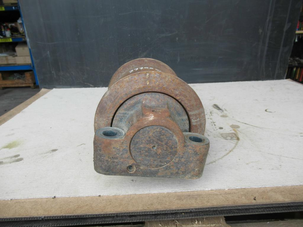 Track roller for Construction machinery Hyundai R210LC-9 -: picture 2