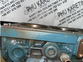 Engine and parts for Agricultural machinery Kubota v3300 V3600 obudowa rozrządu: picture 2