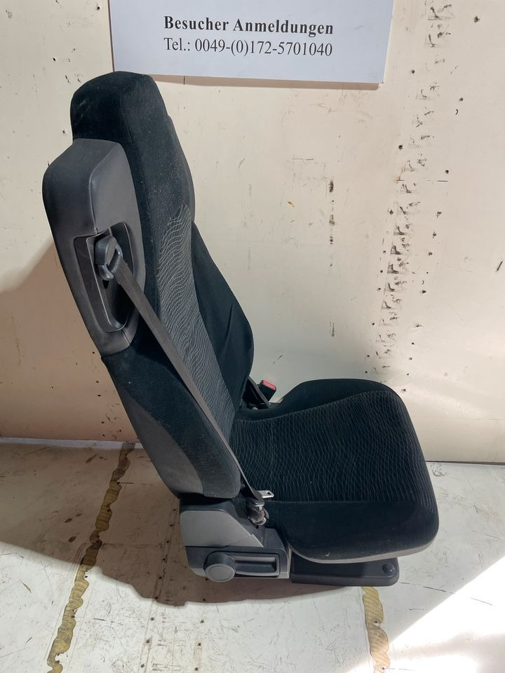 Seat for Truck Mercedes Actros MP4 Beifahrersitz A9609103803: picture 3