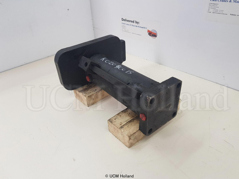 Hydraulic cylinder for Crane Terex Demag AC 155 counterweight cylinder: picture 3
