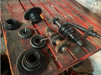 Gearbox and parts VALTRA